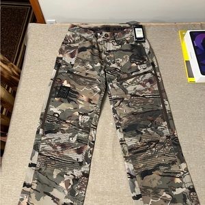 NEW Under Armour 30/34 men’s Hunting pants